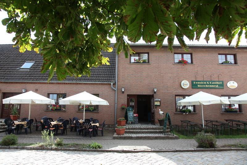 Pension & Gasthof Storchennest Gross Quassow 外观 照片