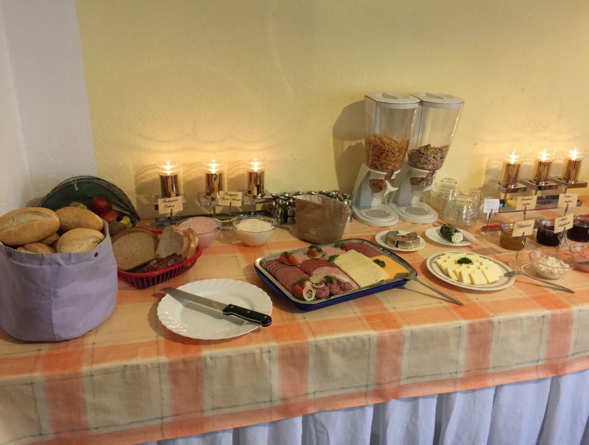 Pension & Gasthof Storchennest Gross Quassow 外观 照片